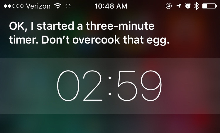 Siri's visual response when asked to set a three-minute timer.